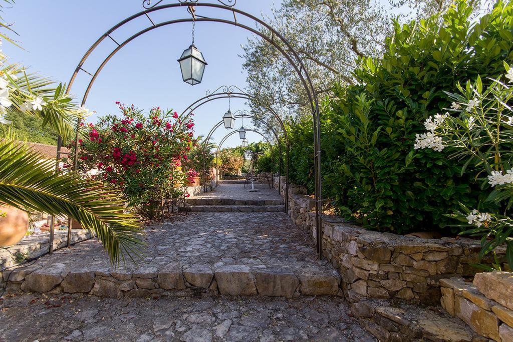 La Bastide De Valbonne Otel Dış mekan fotoğraf